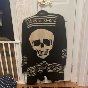 Skull black cardigan nwot